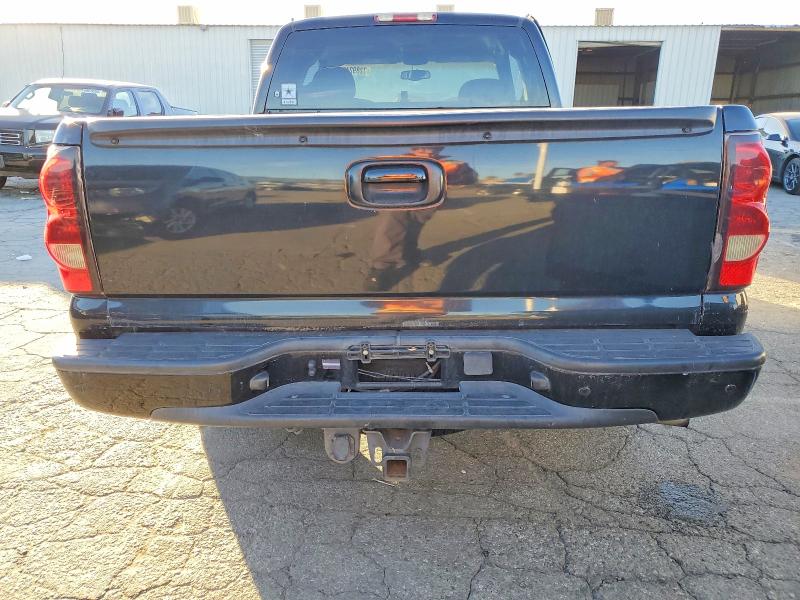 Photo 6 from auction – 2002 CHEVROLET SILVERADO with VIN 2GCEC19V121404157