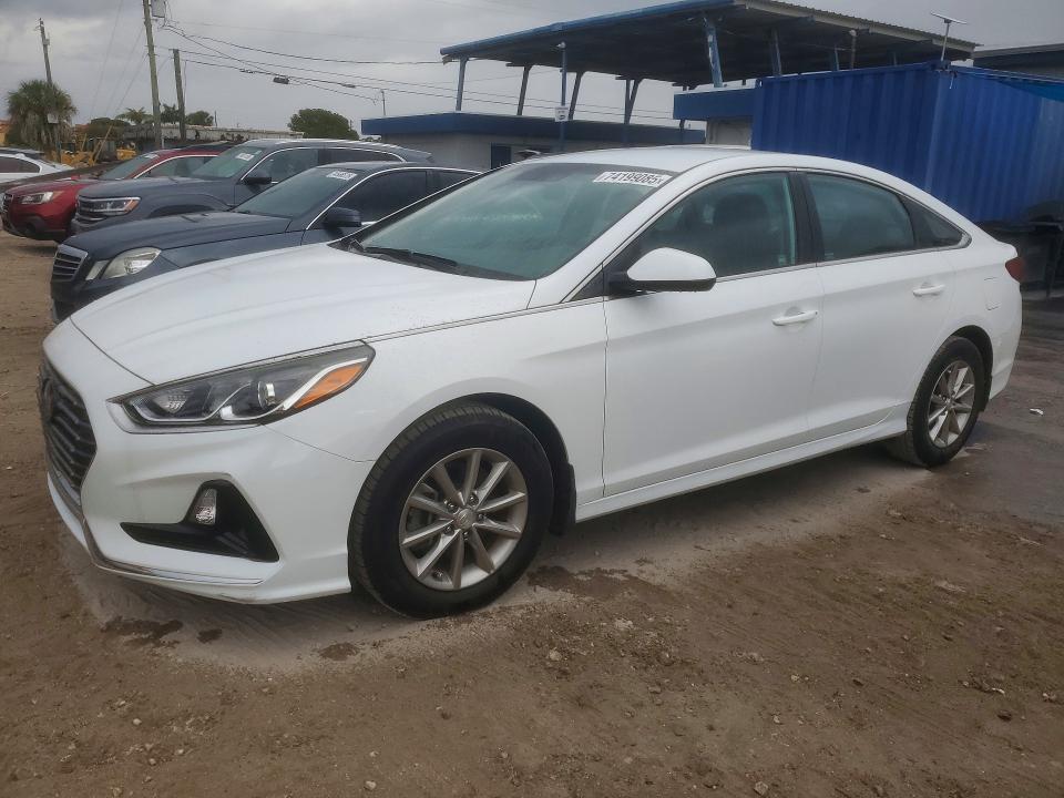 Photo 1 from auction – 2019 HYUNDAI SONATA SE with VIN 5NPE24AF5KH803239