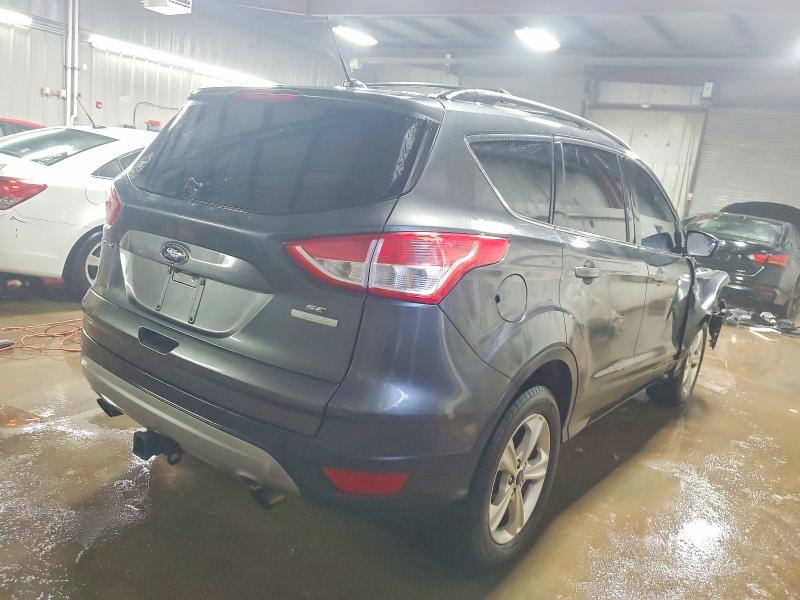 Photo 3 from auction – 2016 FORD ESCAPE with VIN 1FMCU0G95GUC77425