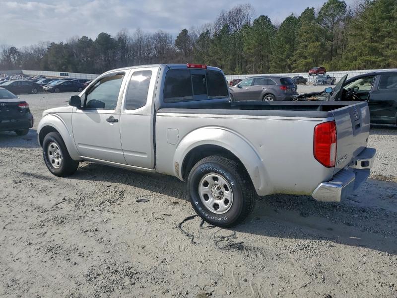 Photo 2 from auction – 2005 NISSAN FRONTIER K with VIN 1N6AD06U85C438738