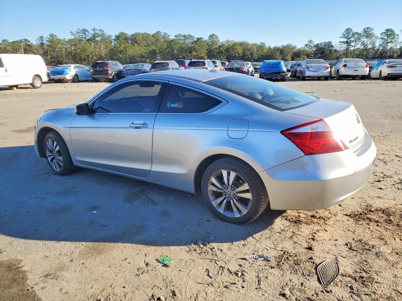 Photo 2 from auction – 2010 HONDA ACCORD with VIN 1HGCS1B8XAA018261