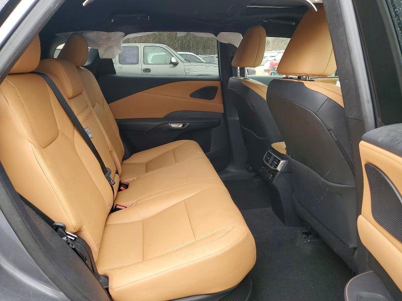 Фото 10 с аукциона – 2023 LEXUS RX 350H BA с VIN 2T2BBMCA2PC017828