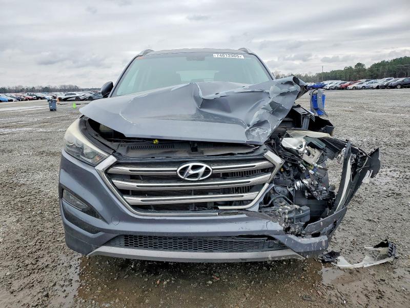 Photo 5 from auction – 2016 HYUNDAI TUCSON with VIN KM8J33A21GU024108