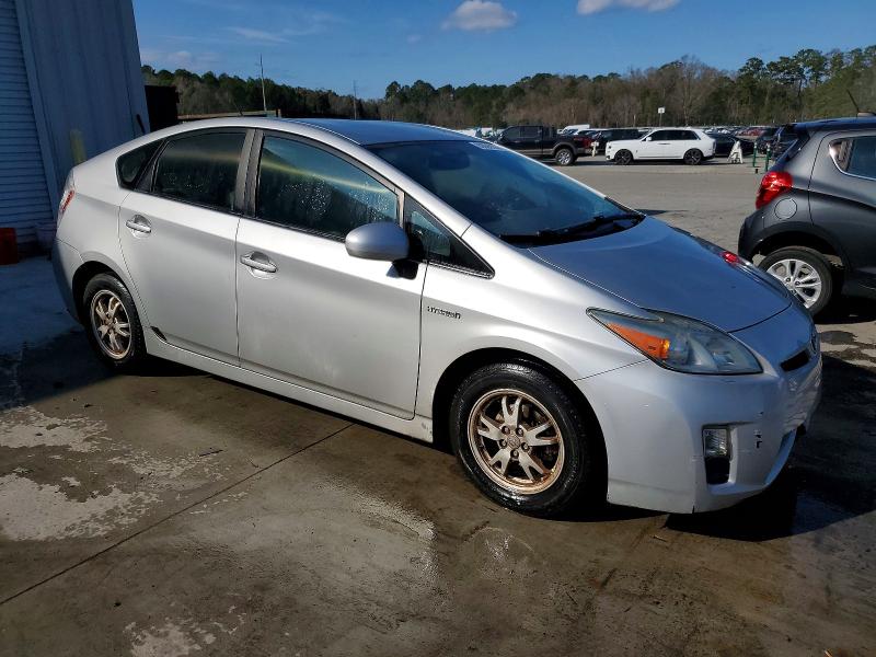 Photo 4 from auction – 2011 TOYOTA PRIUS with VIN JTDKN3DU7B0269995
