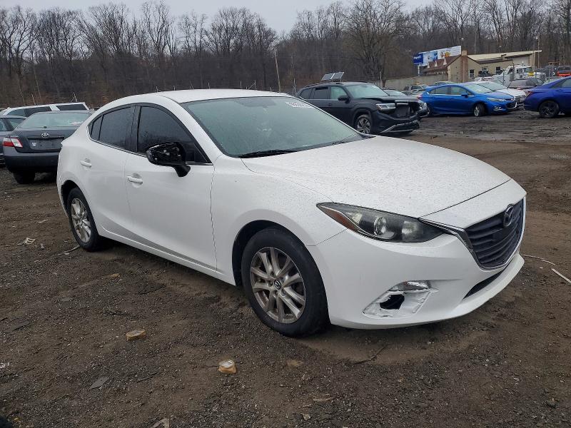 Photo 4 from auction – 2014 MAZDA 3 TOURING with VIN JM1BM1V71E1156977