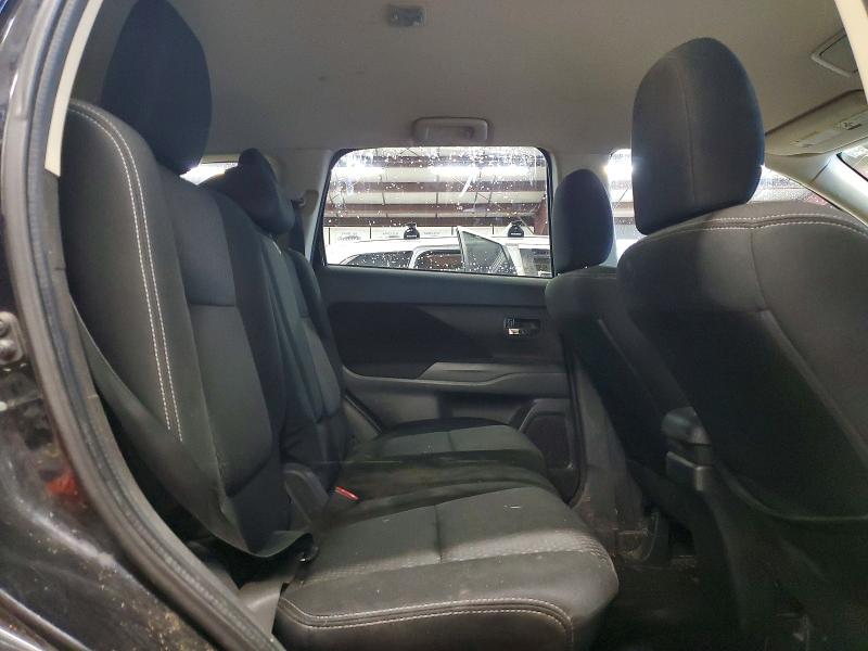 Photo 11 from auction – 2018 MITSUBISHI OUTLANDER with VIN JA4AZ2A39JZ007986