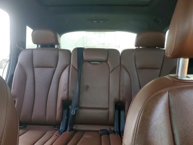 Photo 10 from auction – 2017 AUDI Q7 with VIN WA1VAAF72HD010685