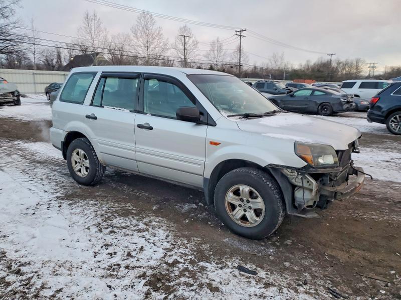 Photo 4 from auction – 2006 HONDA PILOT LX with VIN 5FNYF18126B012133