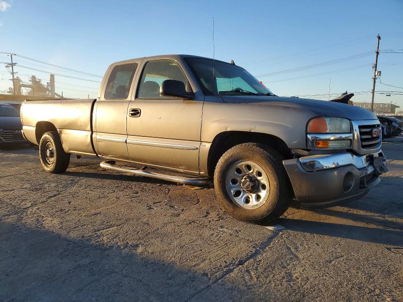 Photo 4 from auction – 2006 GMC NEW SIERRA with VIN 1GTEC19T36E176066