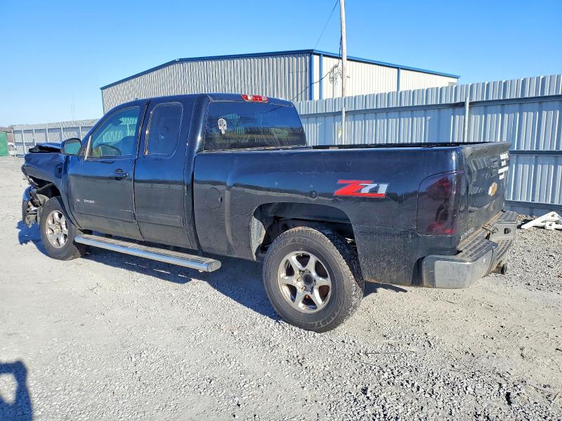 Photo 2 from auction – 2013 CHEVROLET SILVERADO with VIN 1GCRCSE00DZ216998