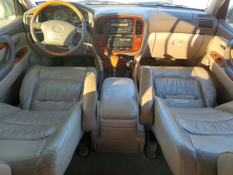 Photo 8 from auction – 2001 LEXUS LX 470 with VIN JTJHT00W813505795