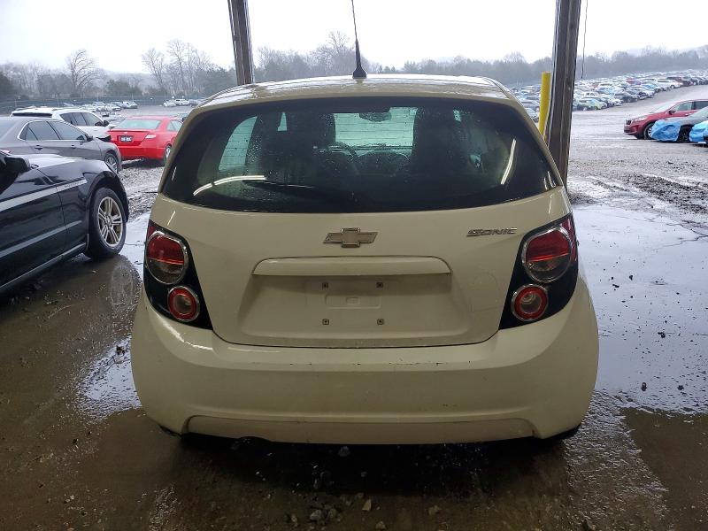 Photo 6 from auction – 2014 CHEVROLET SONIC LS with VIN 1G1JA6SH3E4133450