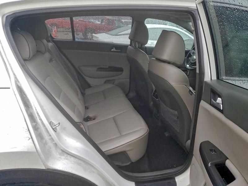 Photo 11 from auction – 2017 KIA SPORTAGE E with VIN KNDPNCAC4H7249799