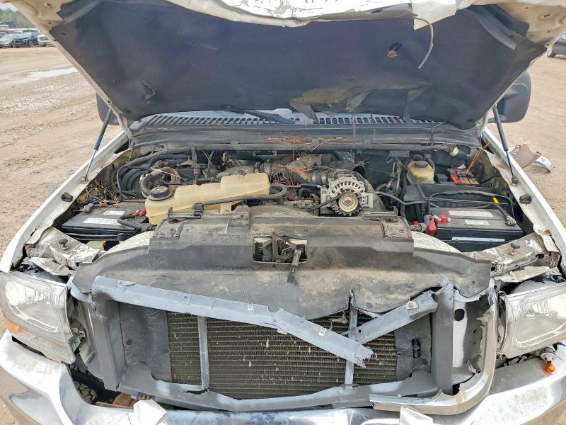 Photo 12 from auction – 2000 FORD EXCURSION with VIN 1FMSU43F8YED45694