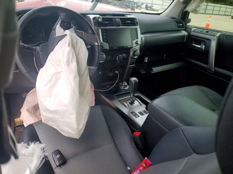 Photo 8 from auction – 2023 TOYOTA 4RUNNER SE with VIN JTENU5JR8P6152843