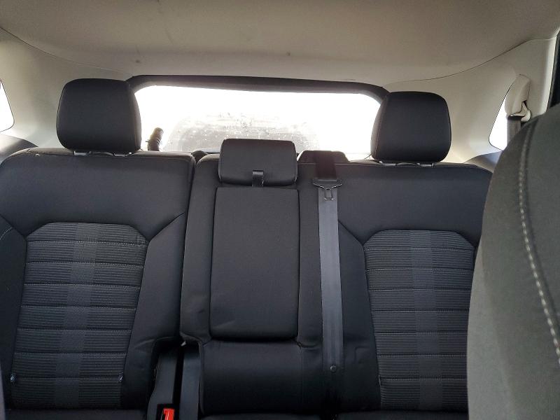 Photo 10 from auction – 2016 FORD EDGE SEL with VIN 2FMPK4J94GBB19221