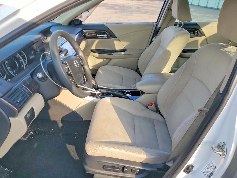 Photo 7 from auction – 2017 HONDA ACCORD with VIN 1HGCR2F72HA278070