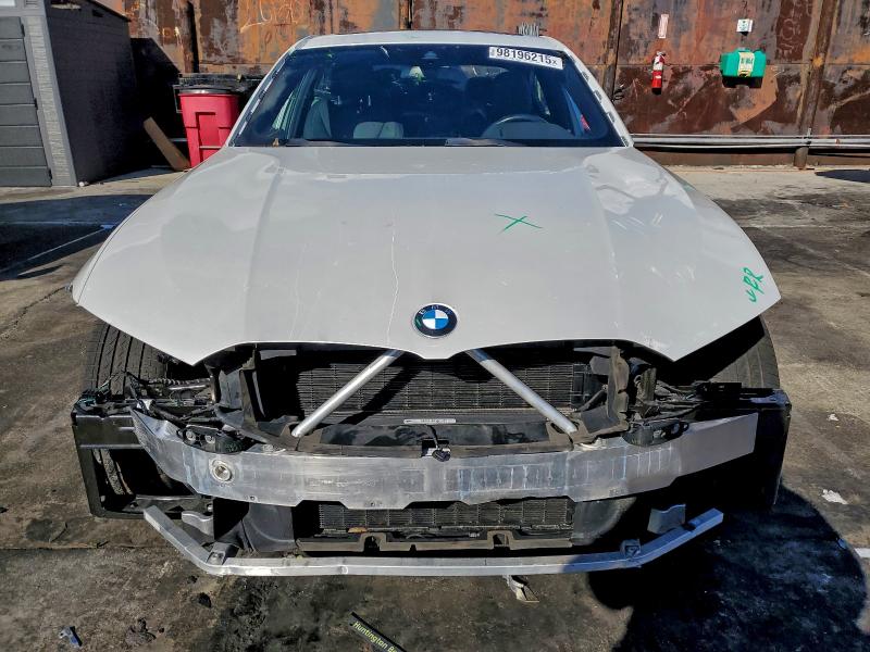 Photo 5 from auction – 2021 BMW 330E with VIN 3MW5P7J00M8C17050