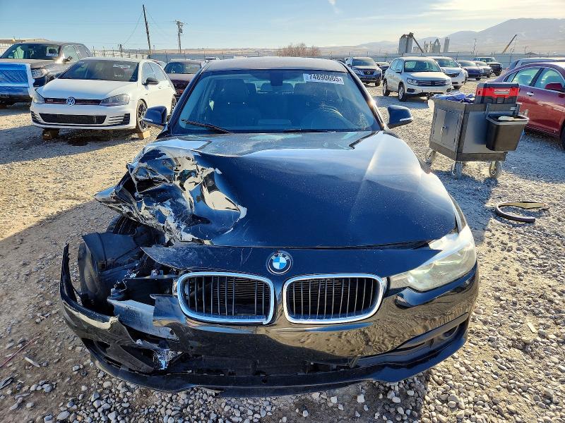 Photo 5 from auction – 2016 BMW 320 with VIN WBA8A3C52GK551423
