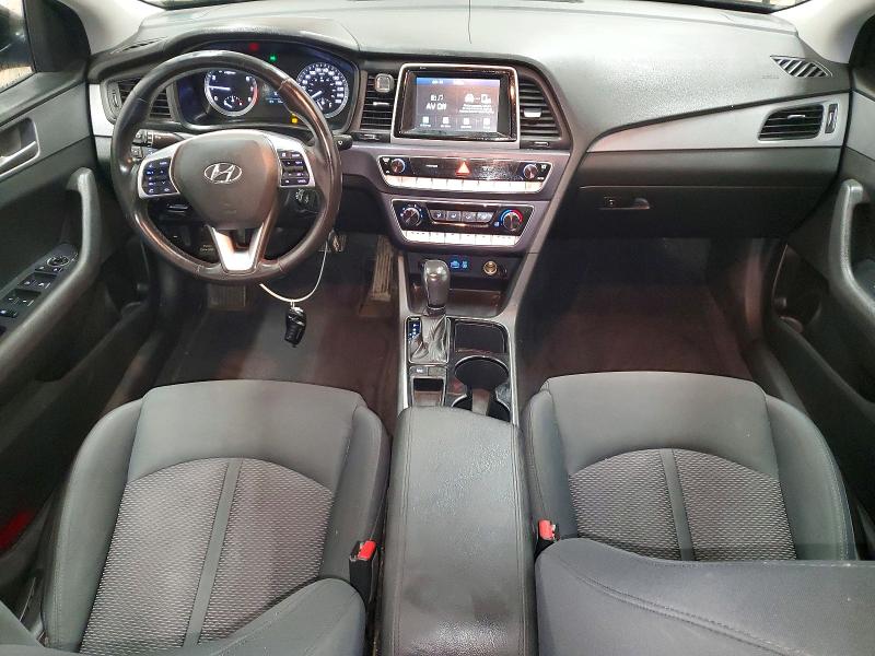 Photo 8 from auction – 2019 HYUNDAI SONATA with VIN 5NPE24AF1KH794944
