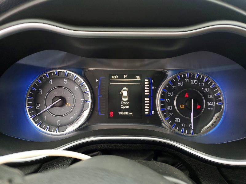 Photo 9 from auction – 2015 CHRYSLER 200 LIMITE with VIN 1C3CCCAB8FN566820