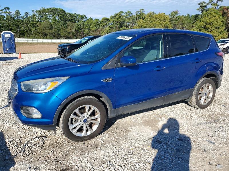 FORD ESCAPE SE 2017 with VIN 1FMCU0GDXHUE38955 - Photo from auction