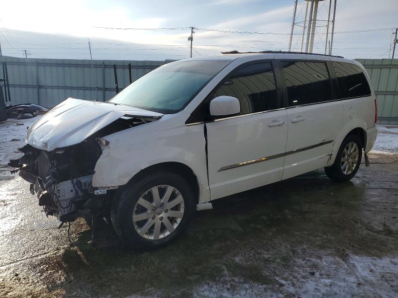 Photo 1 from auction – 2016 CHRYSLER TOWN & COU with VIN 2C4RC1BGXGR289239