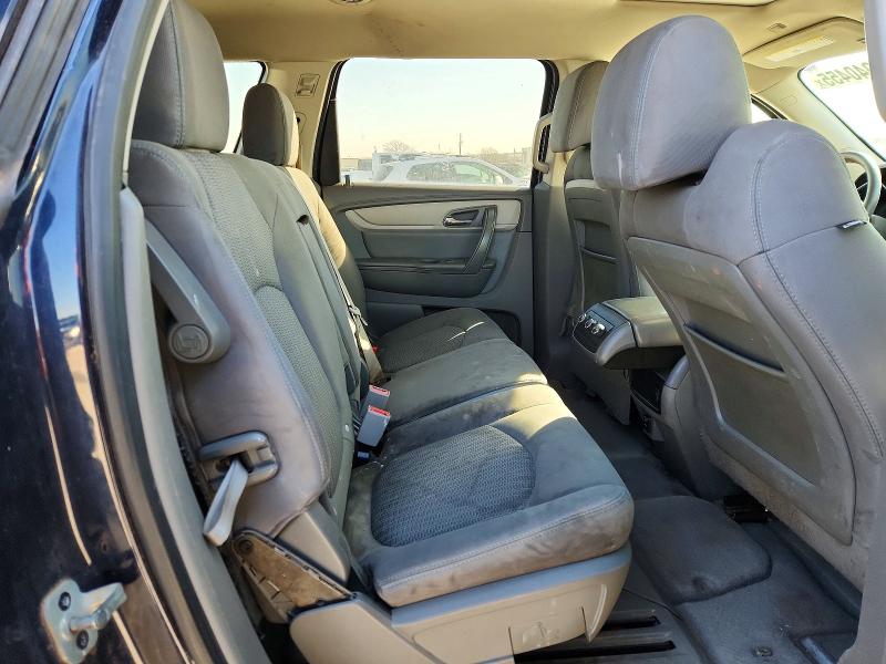 Photo 11 from auction – 2015 CHEVROLET TRAVERSE L with VIN 1GNKRFKD3FJ101139