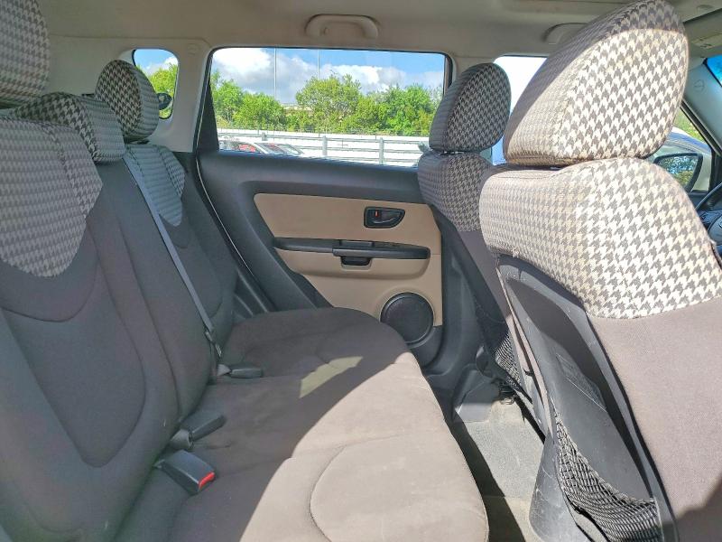 Снимка 9 от търг – 2011 KIA SOUL + с VIN KNDJT2A23B7733872