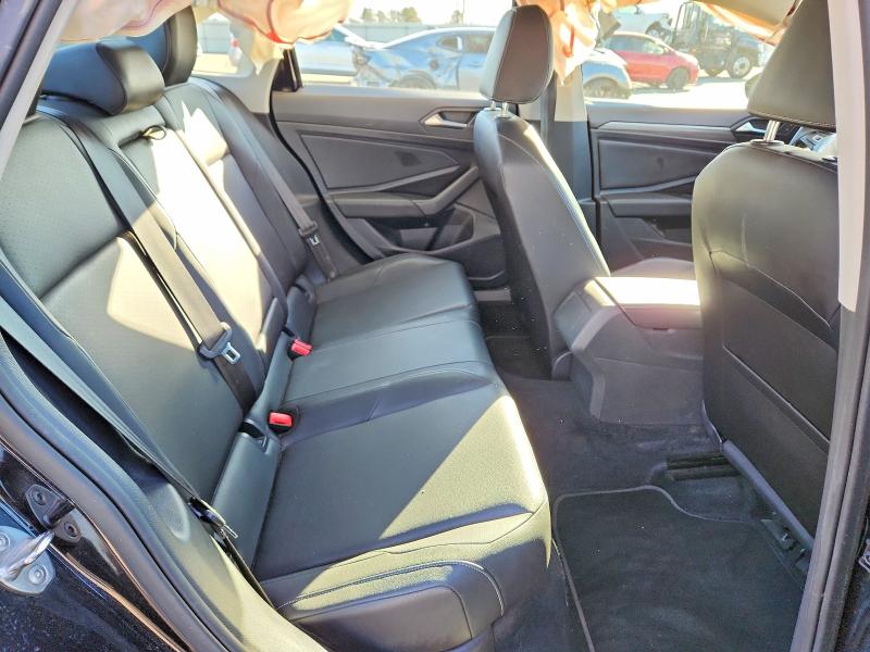 Photo 10 from auction – 2019 VOLKSWAGEN JETTA SEL with VIN 3VWE57BU8KM089264