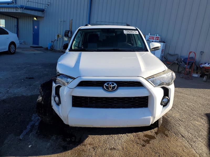 Photo 5 from auction – 2019 TOYOTA 4RUNNER with VIN JTEZU5JR5K5207457