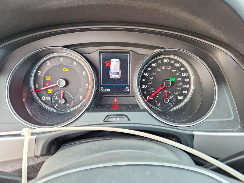 Photo 9 from auction – 2018 VOLKSWAGEN ATLAS SE with VIN 1V2LR2CA5JC558573