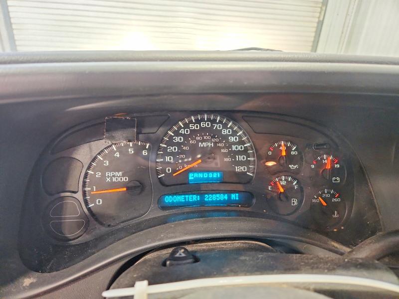 Photo 9 from auction – 2005 CHEVROLET AVALANCHE with VIN 3GNEC12Z55G226544