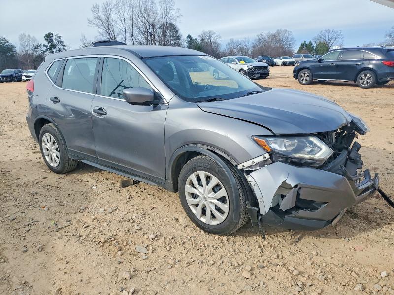 Photo 4 from auction – 2017 NISSAN ROGUE S with VIN KNMAT2MT8HP532174