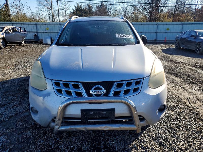 Photo 5 from auction – 2011 NISSAN ROGUE S with VIN JN8AS5MV5BW663456