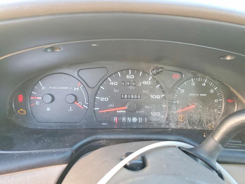 Photo 9 from auction – 2001 FORD TAURUS SE with VIN 1FAHP53U21G156615