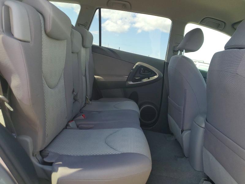 Photo 11 from auction – 2008 TOYOTA RAV4 with VIN JTMZD33VX85111447