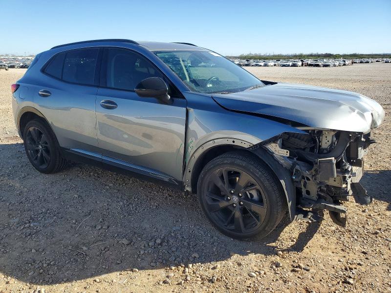 Photo 4 from auction – 2023 BUICK ENVISION P with VIN LRBFZMR46PD141783