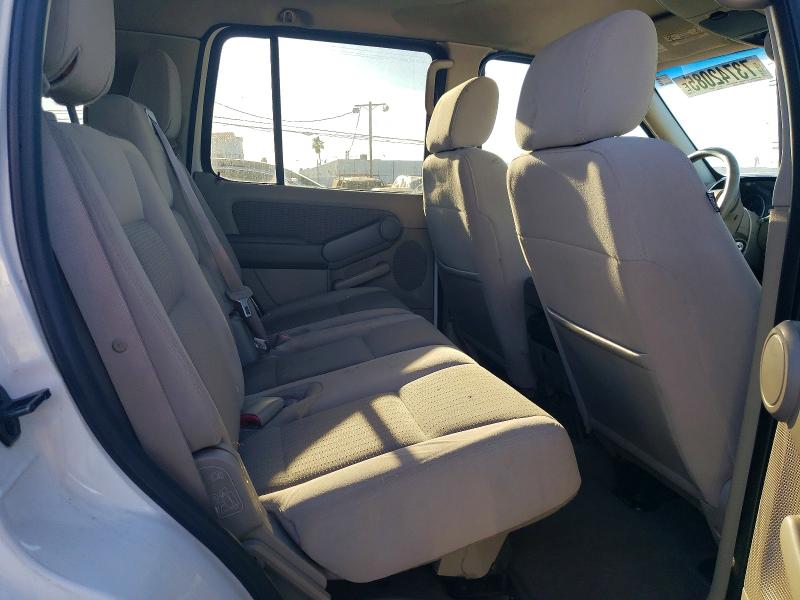Photo 11 from auction – 2006 FORD EXPLORER with VIN 1FMEU63E86UB23806