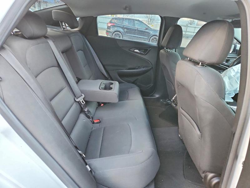 Photo 10 from auction – 2016 CHEVROLET MALIBU with VIN 1G1ZE5ST9GF227300