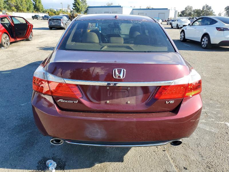 Photo 6 from auction – 2013 HONDA ACCORD with VIN 1HGCR3F85DA001082