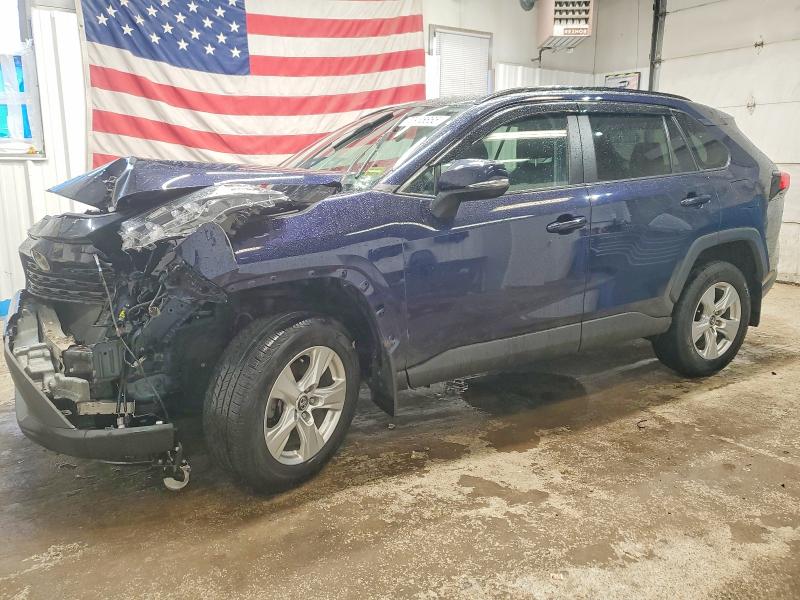 TOYOTA RAV4 XLE 2020 with VIN 2T3P1RFV8LW095538 - Photo from auction
