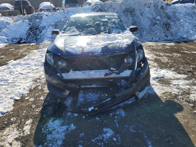 Photo 5 from auction – 2017 HONDA CIVIC with VIN 19XFC2F72HE206957