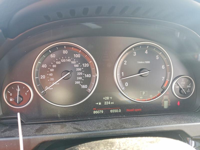 Photo 9 from auction – 2018 BMW X5 XDRIVE3 with VIN 5UXKR0C57J0Y00395