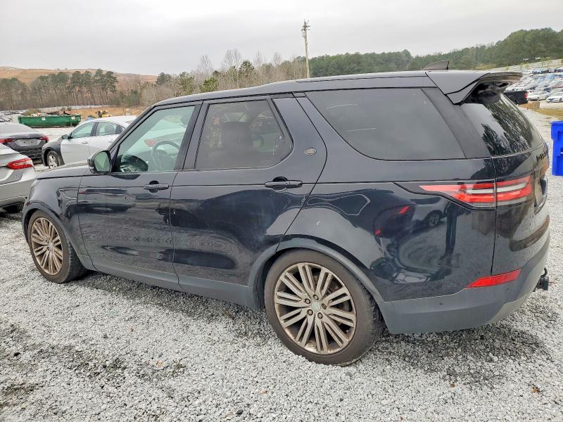 Photo 2 from auction – 2017 LAND ROVER DISCOVERY with VIN SALRTBBV4HA017529