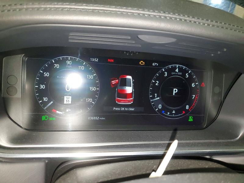 Photo 9 from auction – 2018 LAND ROVER RANGE ROVER with VIN SALGS2RE1JA380358