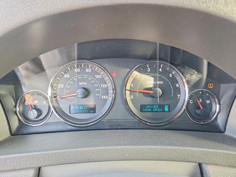 Photo 9 from auction – 2005 JEEP GRAND CHER with VIN 1J4HR58215C730155
