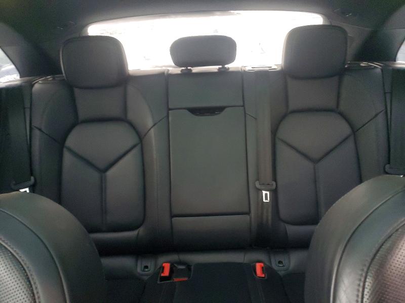 Photo 10 from auction – 2018 PORSCHE MACAN with VIN WP1AB2A50JLB38852