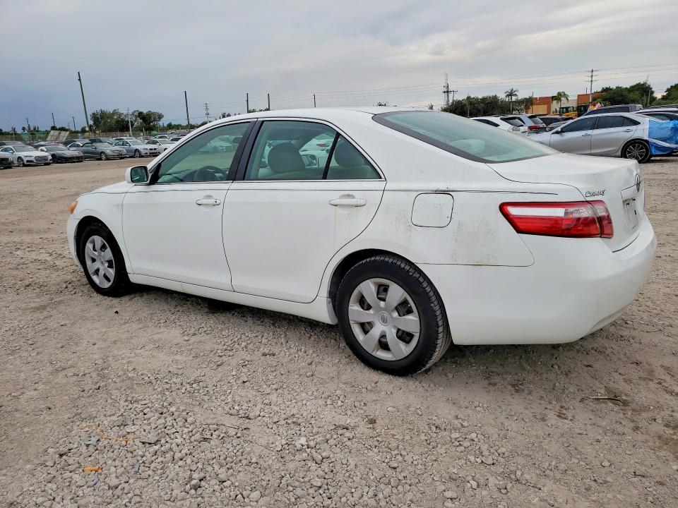 Photo 2 from auction – 2007 TOYOTA CAMRY CE with VIN JTNBE46K173079838