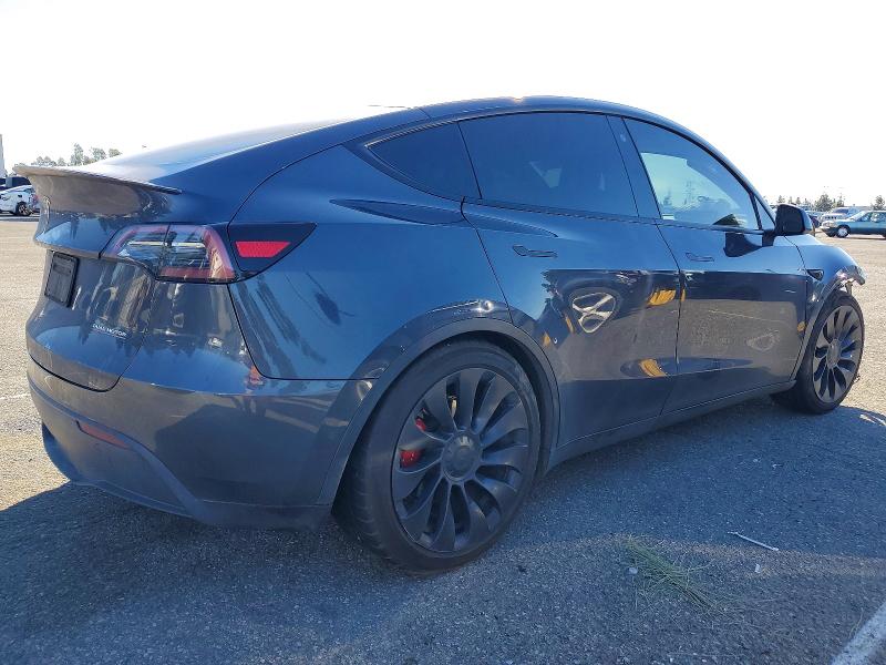 Фото 3 с аукциона – 2022 TESLA MODEL Y с VIN 7SAYGDEF0NF405984